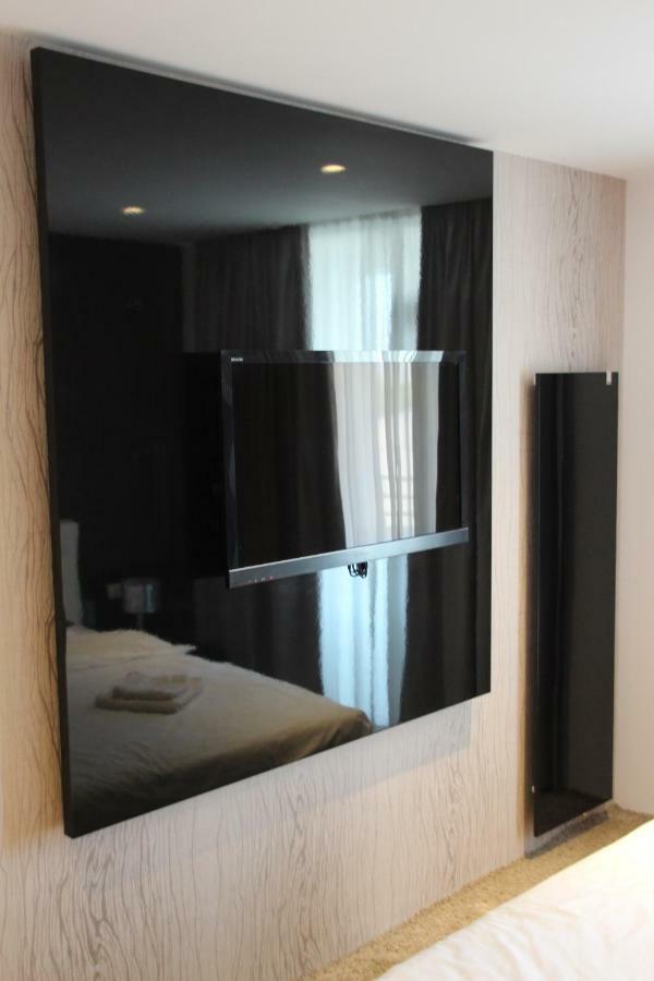Luxury Trip Apartment Oradea Ngoại thất bức ảnh
